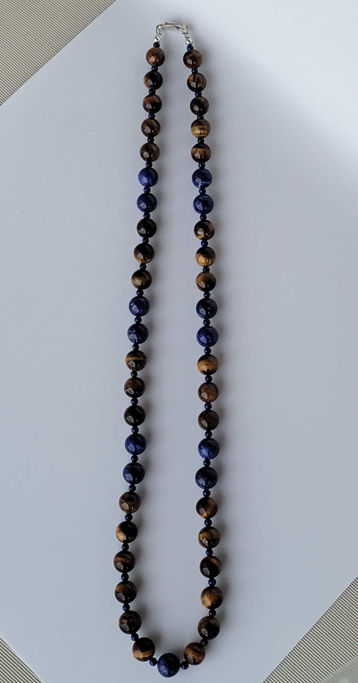 Lapiz Tiger Eyes Necklace